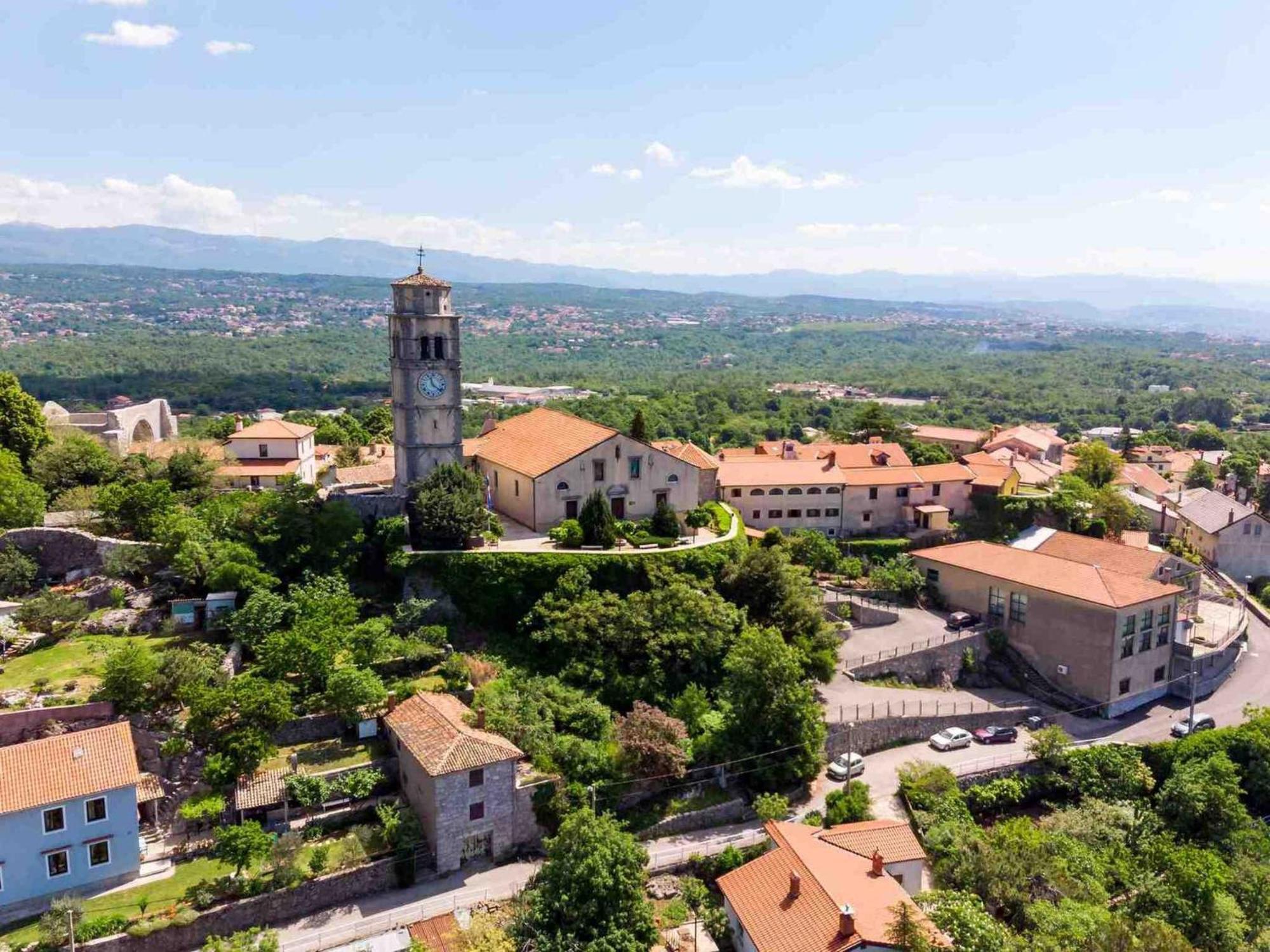 Srok Apartments With Pool Kastav Rom bilde